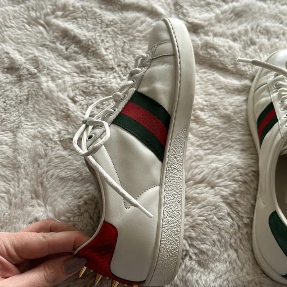 Gucci studded pearl sneakers - Picture 3 of 10